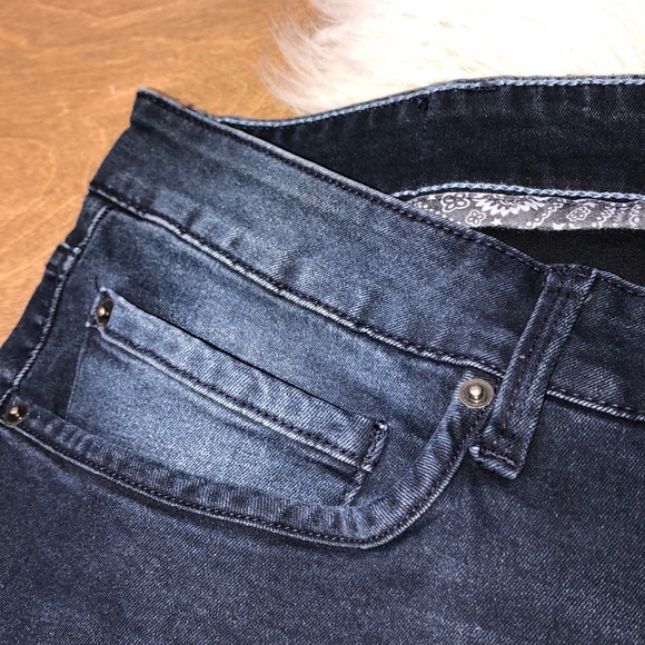 Tahari plus size waist 42 dark wash blue jeans - Picture 7 of 9